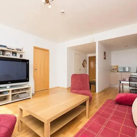 Cozy 2-Bedroom Penthouse In The Heart Of Tallinn Tallinna Exterior photo