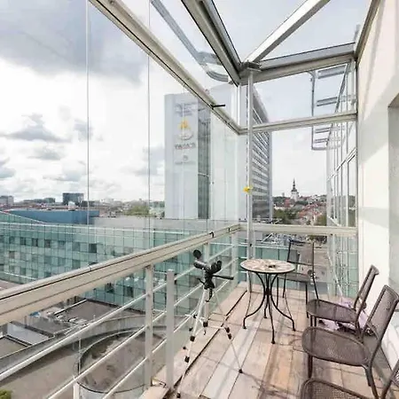 Cozy 2-Bedroom Penthouse In The Heart Of Tallinn Tallinna Exterior photo