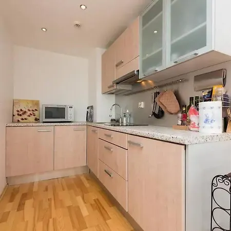 Cozy 2-Bedroom Penthouse In The Heart Of Tallinn Tallinna Exterior photo
