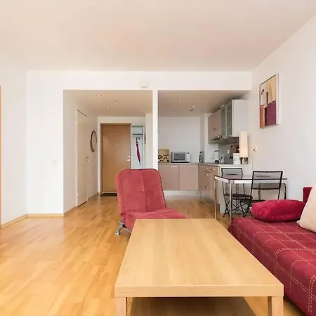 Cozy 2-Bedroom Penthouse In The Heart Of Tallinn Tallinna Exterior photo