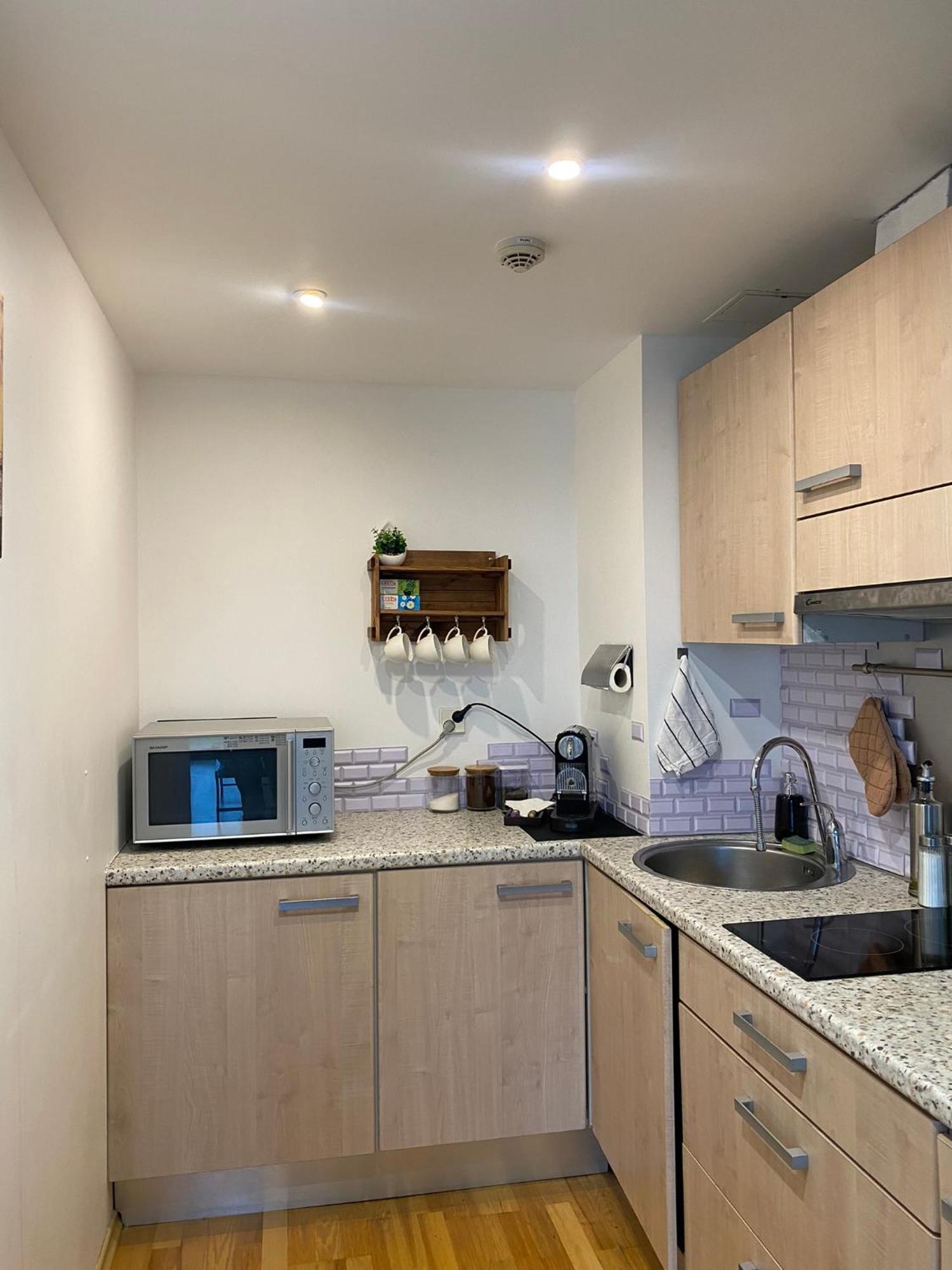 Cozy 2-bedroom Penthouse In The Heart Of